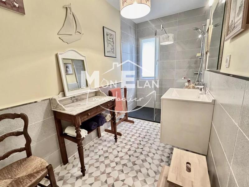 Maison - 194 m² - 7 pièces