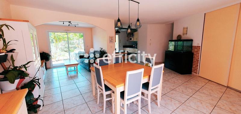 Maison - 100 m² - 5 pièces