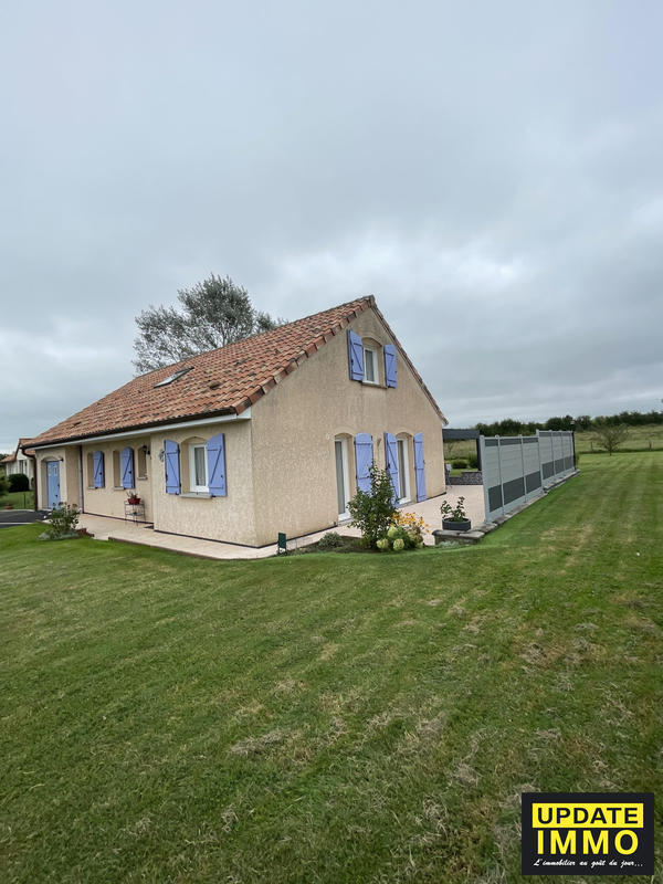 Maison - 134 m² - 9 pièces