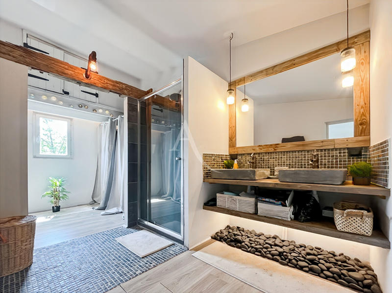 Maison - 103 m² - 4 pièces