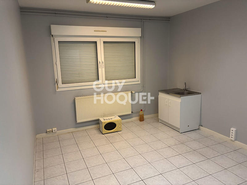 Local commercial - 388 m² - 7 pièces