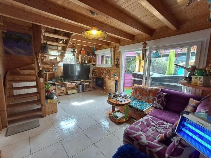 Pavillon - 140 m² - 5 pièces