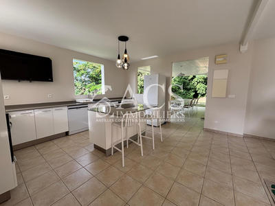 Maison - 67 m² - 3 pièces