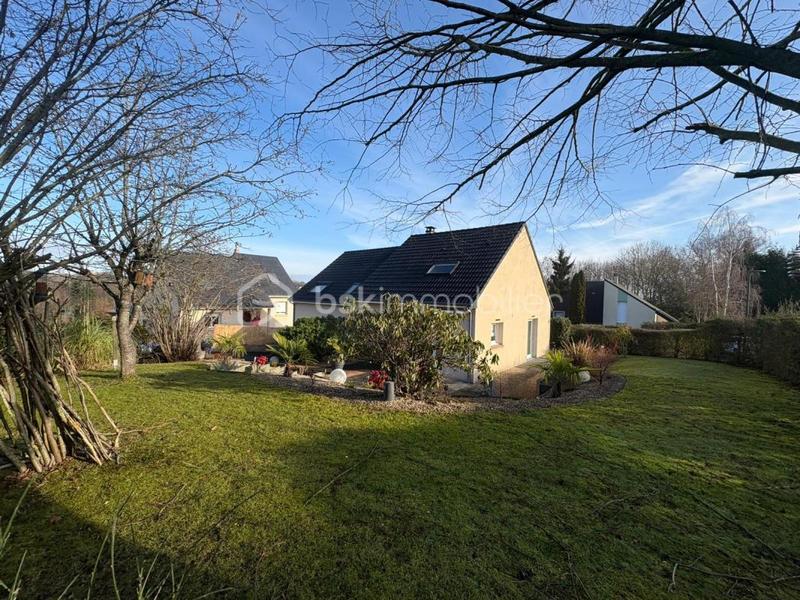 Maison - 110 m² - 6 pièces