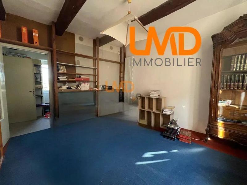 Maison - 160 m² - 9 pièces