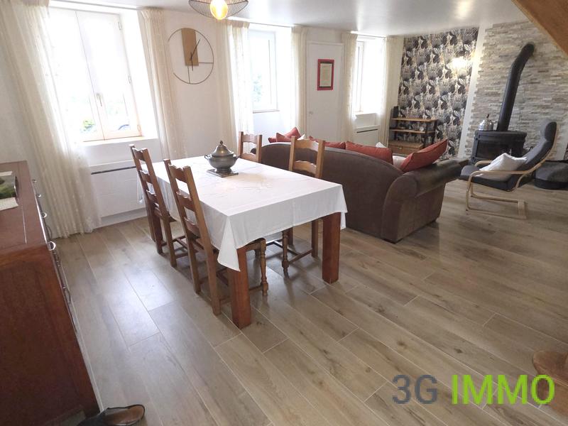 Maison - 87 m² - 5 pièces