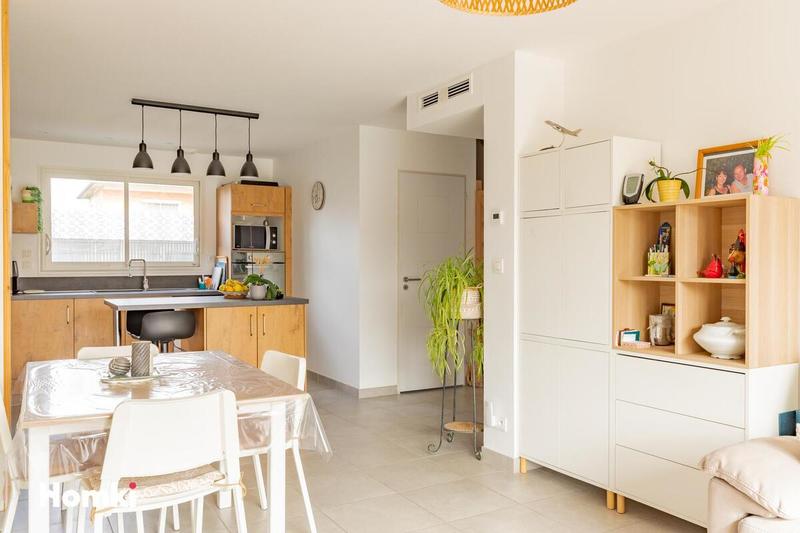 Maison - 98 m² - 4 pièces