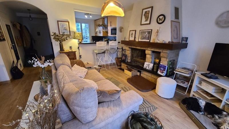 Maison - 83 m² - 6 pièces