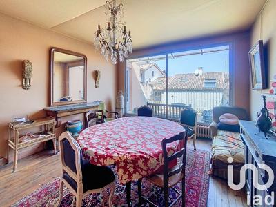 Maison de ville - 233 m² - 7 pièces