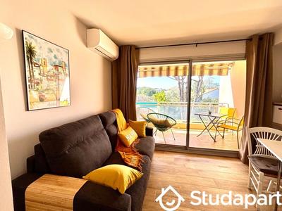 Appartement - 18 m² - 1 pièce