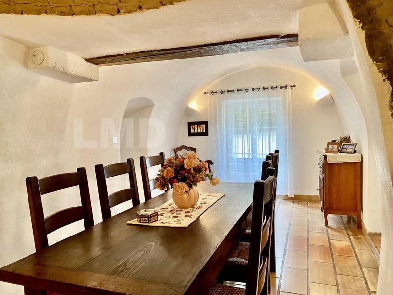 Maison traditionnelle - 150 m² - 6 pièces