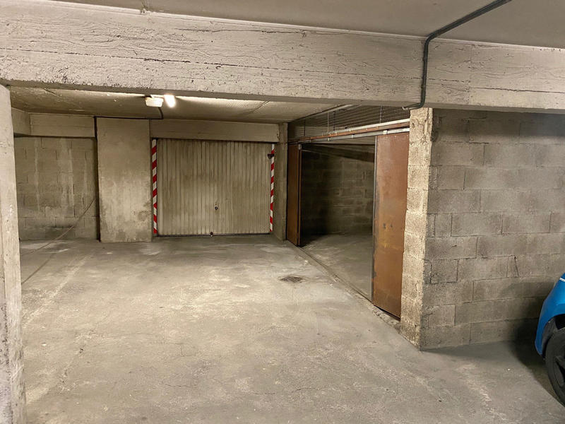 Parking / Garage - 14 m²