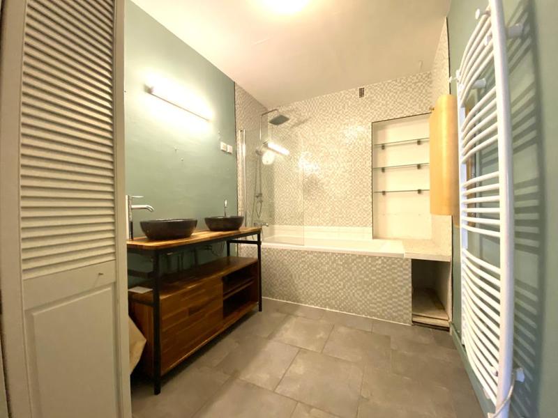 Appartement - 77 m² - 3 pièces