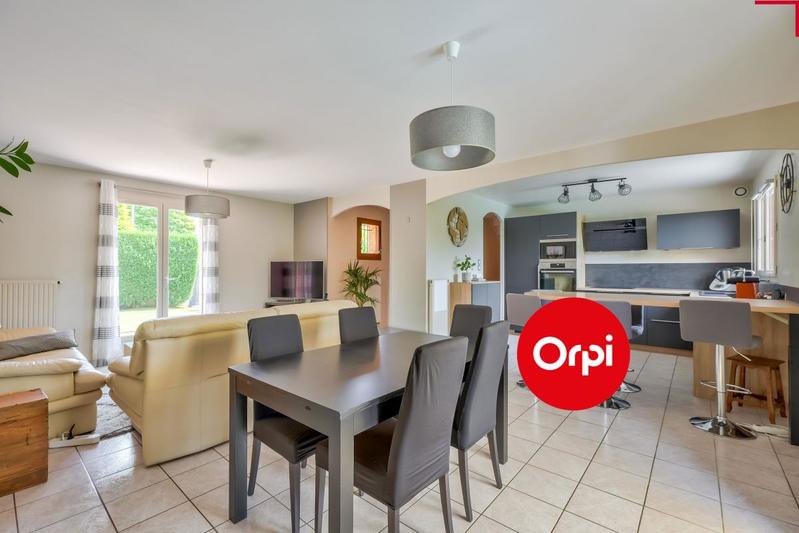 Maison - 106 m² - 5 pièces