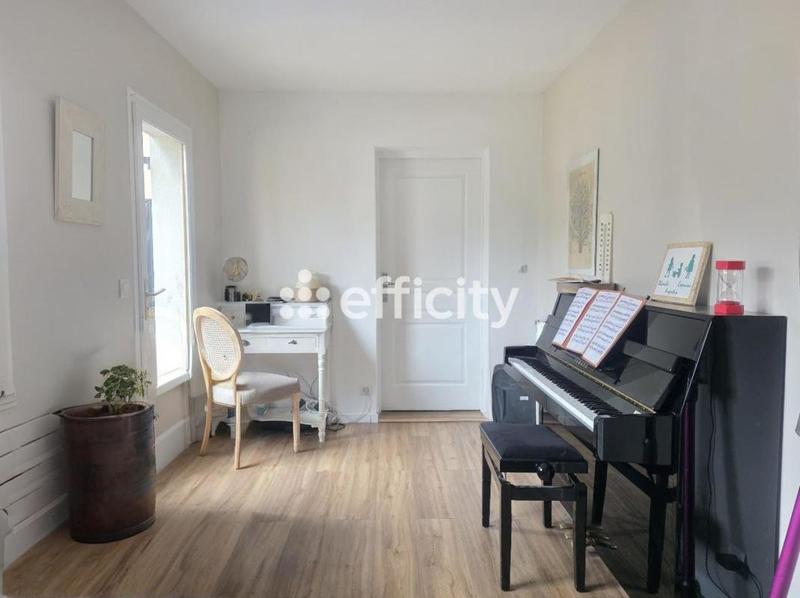 Maison ancienne - 247 m² - 12 pièces