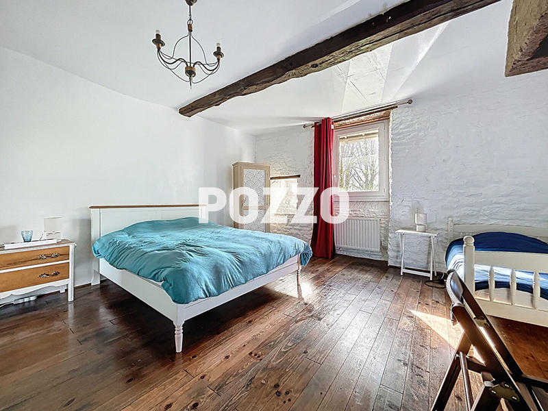 Maison - 345 m² - 12 pièces