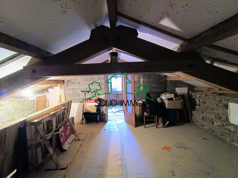 Maison - 667 m² - 4 pièces