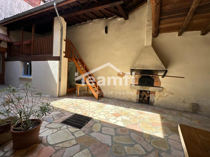 Maison - 181 m² - 7 pièces