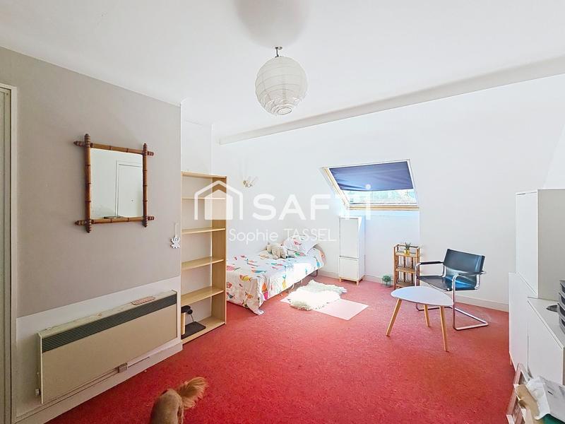 Maison - 167 m² - 8 pièces