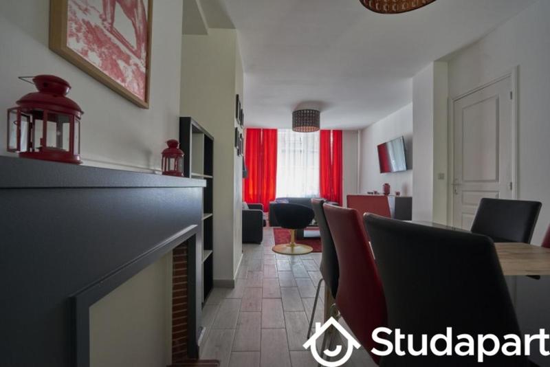 Chambre - 9 m² - 1 pièce