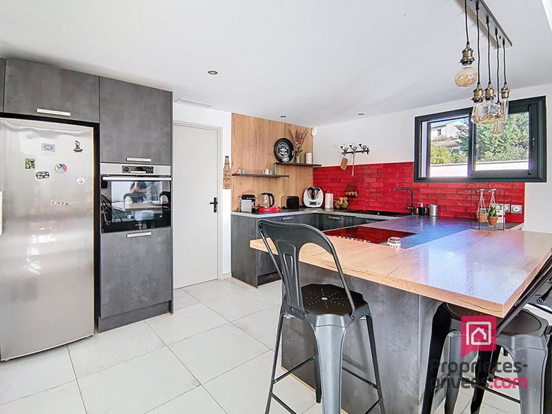 Maison - 156 m² - 6 pièces