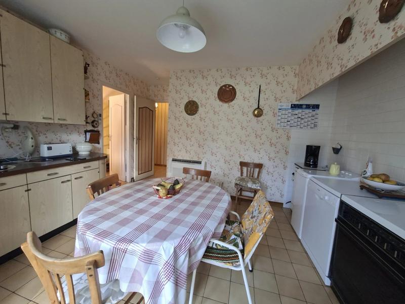 Maison - 95 m² - 5 pièces