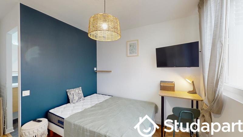 Chambre - 11 m² - 1 pièce