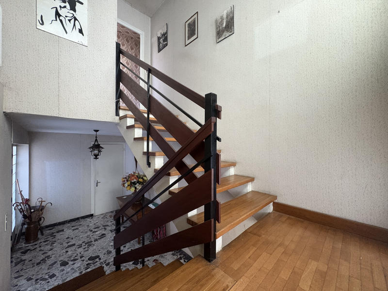 Maison - 140 m² - 6 pièces