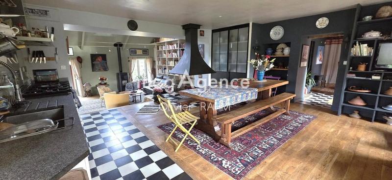 Maison ancienne - 230 m² - 9 pièces