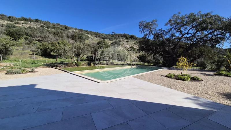 Villa - 250 m² - 5 pièces