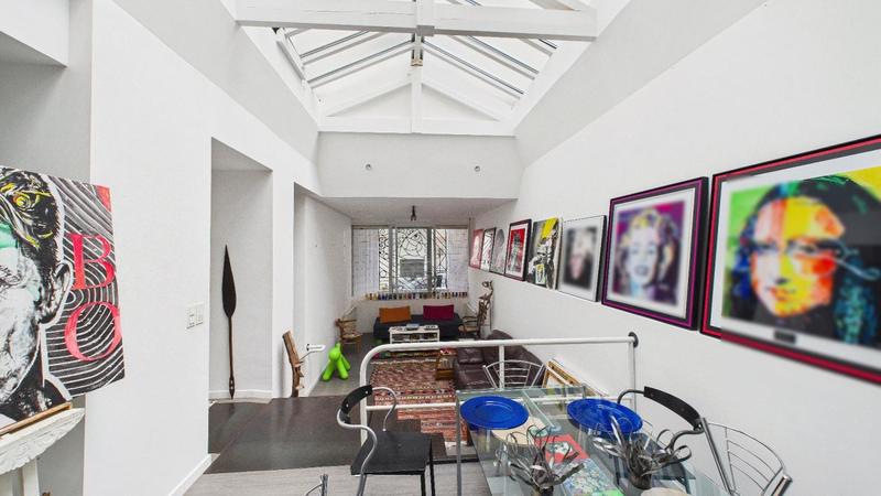 Loft - 108 m² - 4 pièces