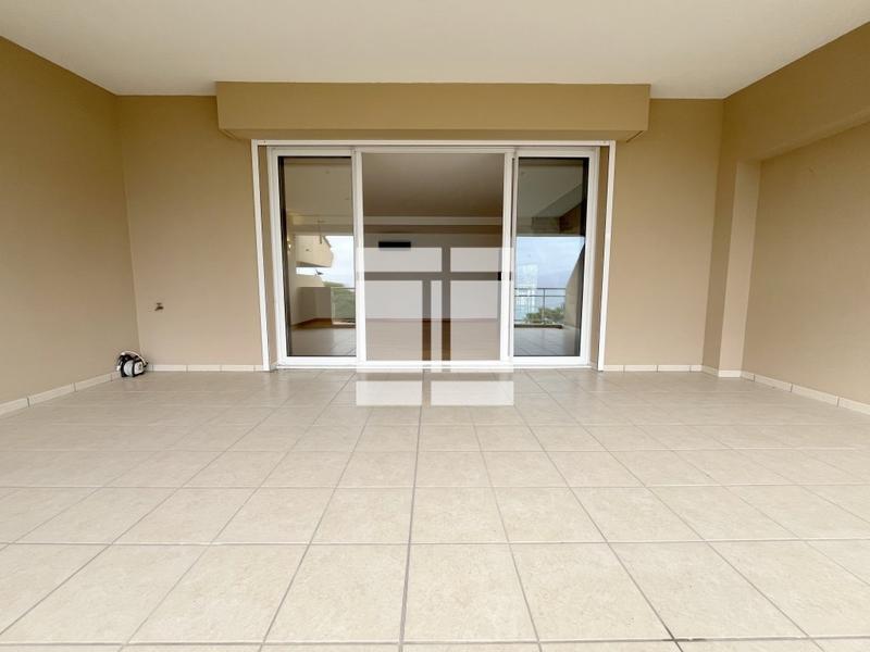 Appartement - 162 m² - 6 pièces