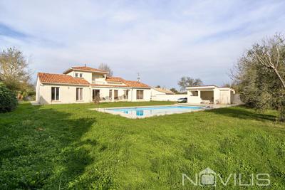 Maison - 188 m² - 5 pièces