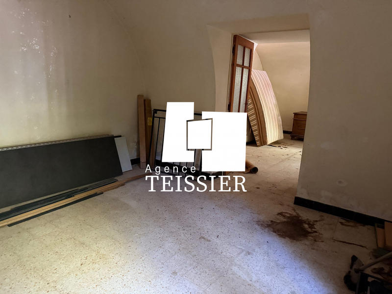 Maison - 100 m² - 2 pièces