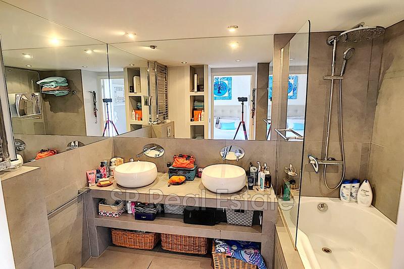 Appartement - 92 m² - 4 pièces