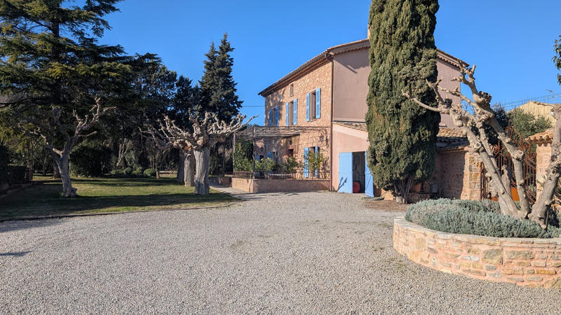 Bastide - 250 m² - 7 pièces