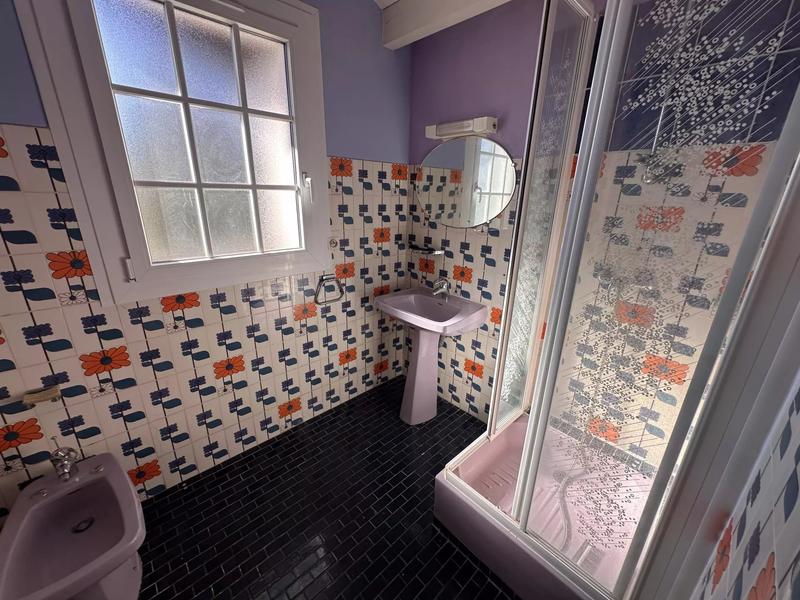 Maison - 180 m² - 8 pièces