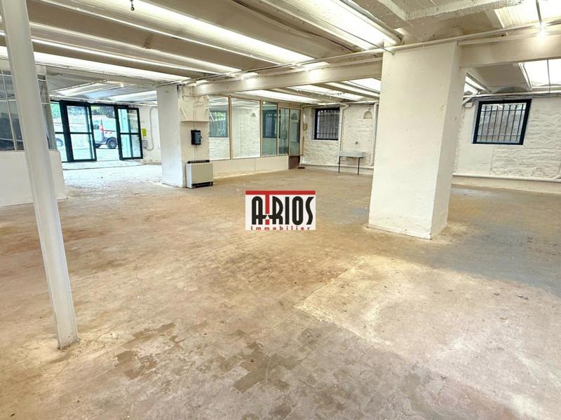 Local d'activité / Entrepôt - 420 m²