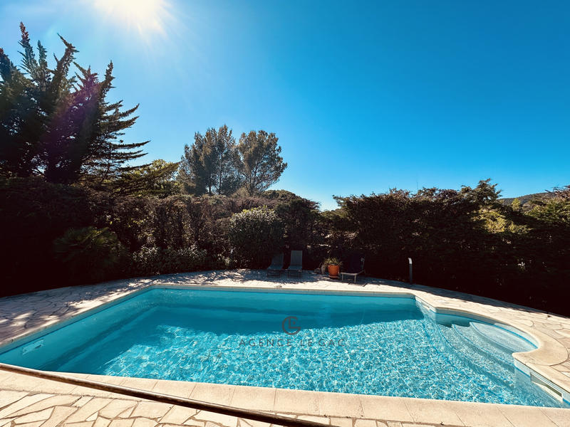 Villa - 180 m² - 6 pièces