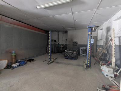 Immeuble - 3 200 m²