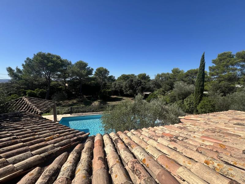 Villa - 160 m² - 5 pièces