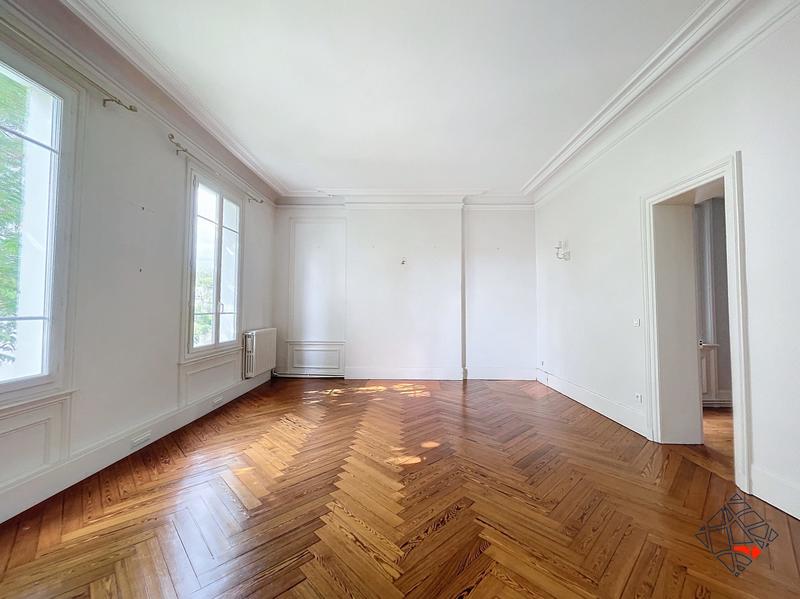 Duplex - 343 m² - 10 pièces