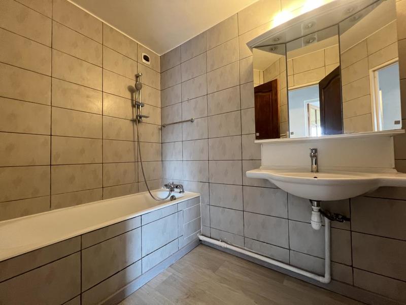 Appartement - 109 m² - 6 pièces