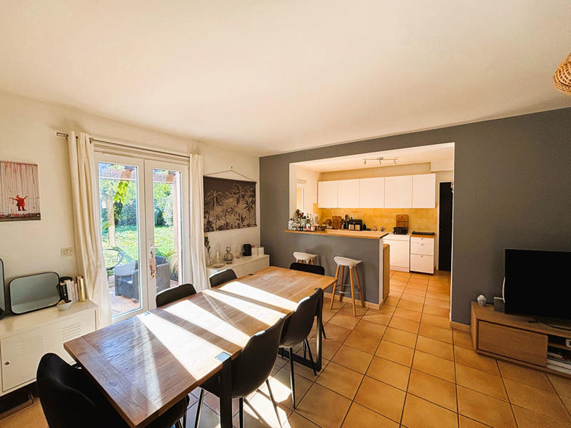 Maison - 96 m² - 4 pièces