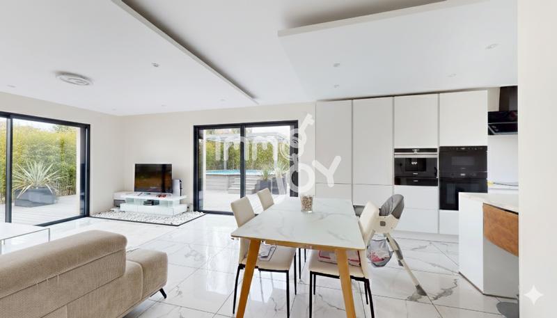 Villa - 118 m² - 6 pièces