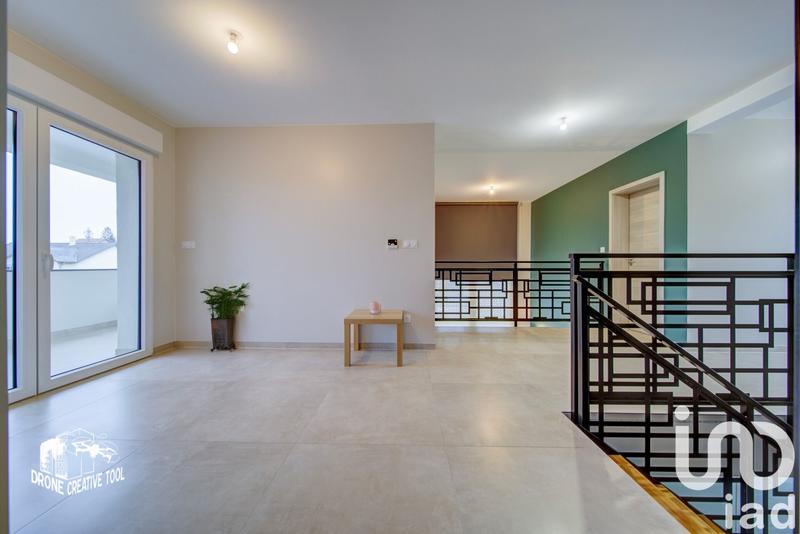 Maison - 175 m² - 7 pièces