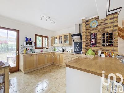 Maison - 140 m² - 7 pièces