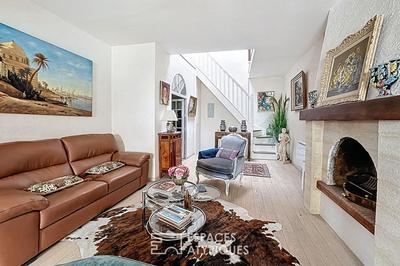 Maison de ville - 140 m² - 6 pièces