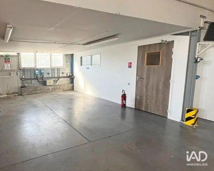 Local commercial - 596 m²