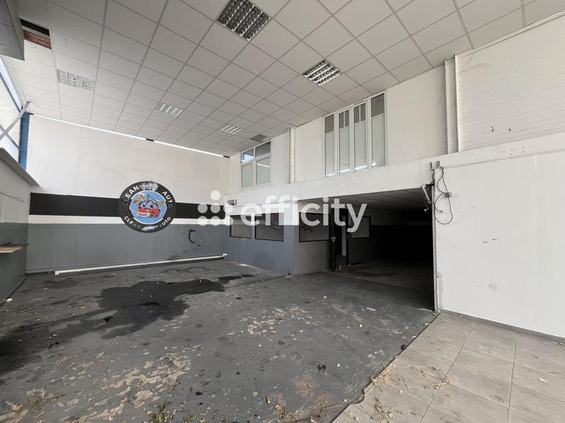 Bureau - 200 m² - 6 pièces